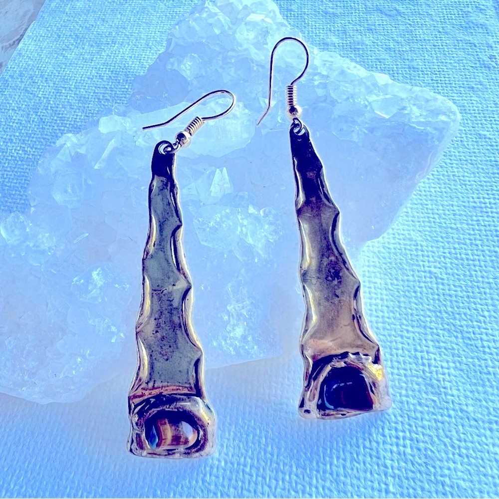 Bronze plated earrings with tiger eye gemstones.
